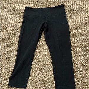 Lululemon  Black capri length Leggings
